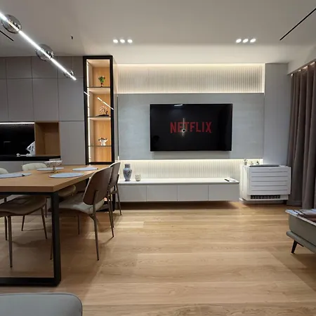 Sunhill Komuna Luxury Tiran