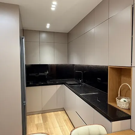 Sunhill Komuna Luxury Apartment *