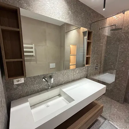 Sunhill Komuna Luxury Apartament